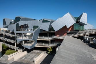 Pterodactyl par Eric Owen Moss Architects