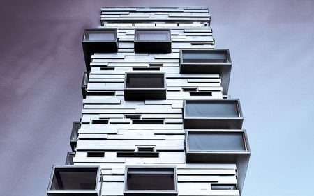 Tour avec façade en cassettes zinc CLASSIC naturel