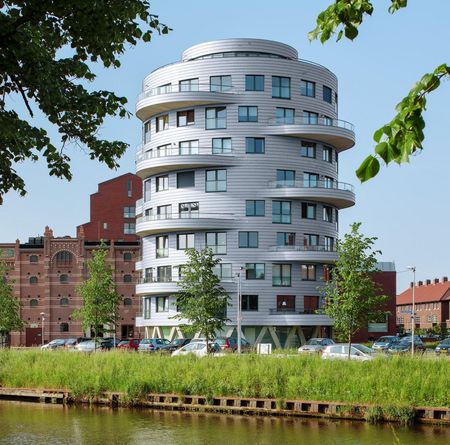 Rénovation : conversion d'un silo en résidence