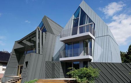Maison individuelle Gevenmacher zinc prePATINA clair et ardoise